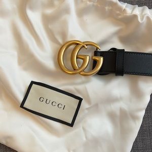 GUCCI BLACK LEATHER GG BELT